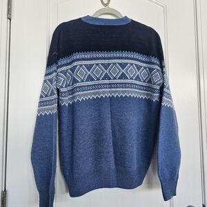 Vintage ALPS‎ Skiwear, Nordic patterns Mens XL crewneck sweater, Blue & white